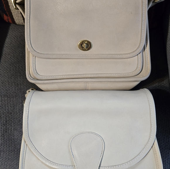 Vintage Coach Legacy Rambler in Sand - Picture 12 of 17